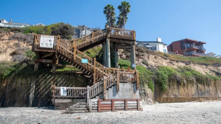 lrg large set of stairs leading to grandview surf beach 768x432