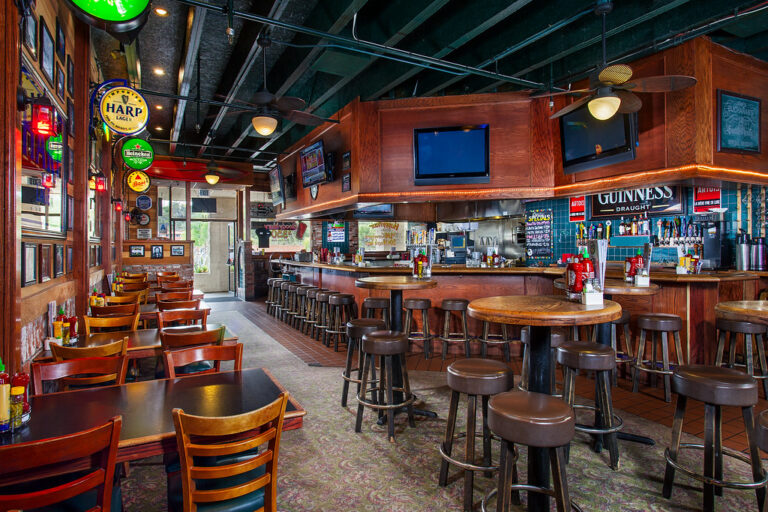 EVC Mr. Peabodys Bar Grill 2 Renewww 2024 768x512