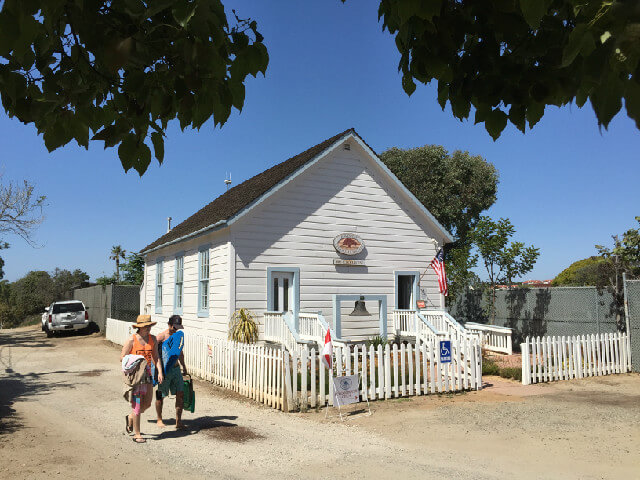 visitencinitasca.com - The Encinitas Historical Society - 1883 Schoolhouse building